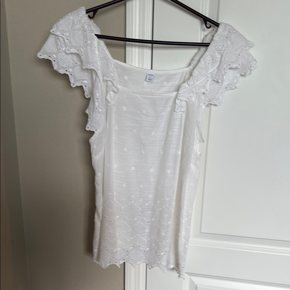 Old Navy White Flutter Sleeve Ruffled Blouse